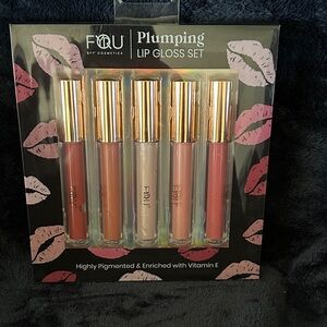 FYOU Plumping Lip Gloss Set – Neutral Pink & Nude Tones (5-Pack)